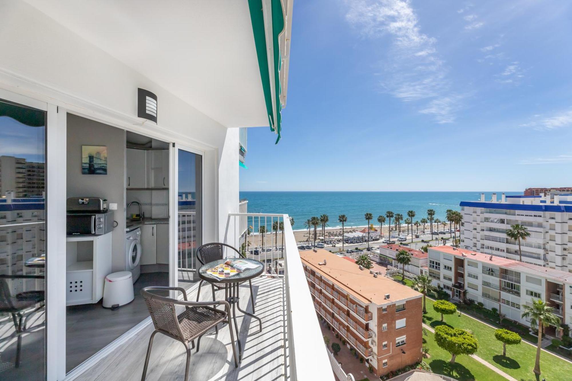 Vb Benalmadena 1 Bedroom Waterfront Apt Dış mekan fotoğraf